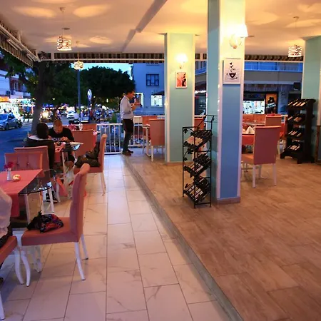 Otel Exenia 3*